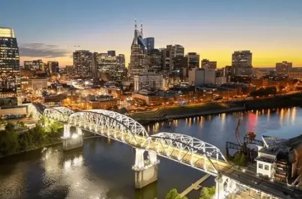 gay street and Cumberland river